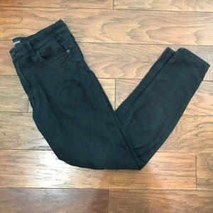 Skinny black EXPRESS jeans✨ so comfy!